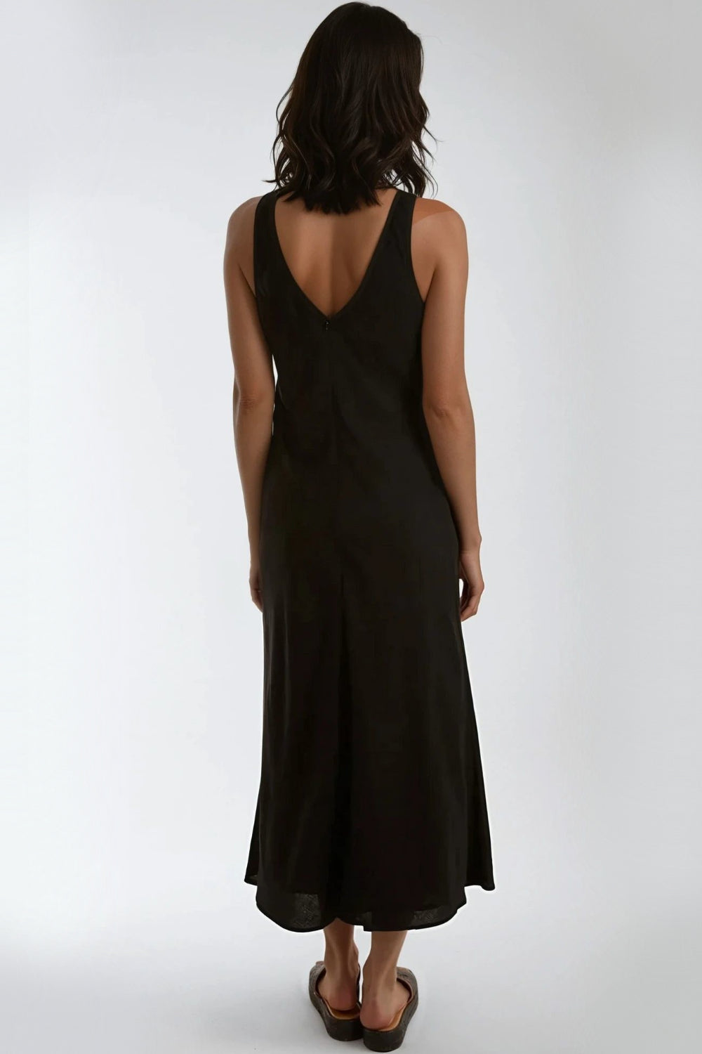Black Round Neck Maxi Dress